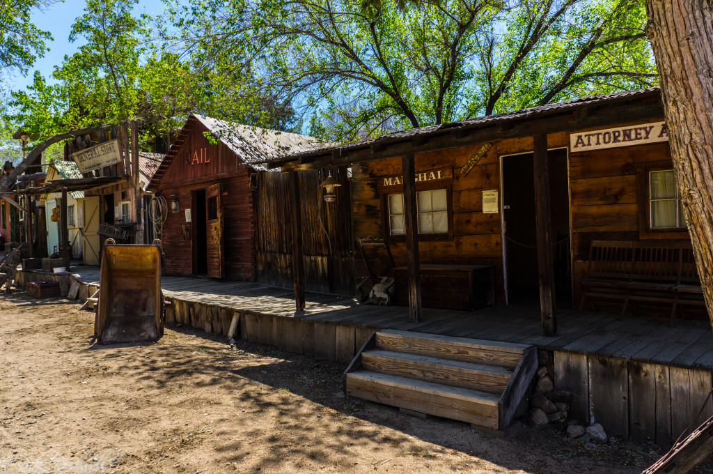 Silver City: a ghost town with cardiac arrested decay - CalEXPLORnia