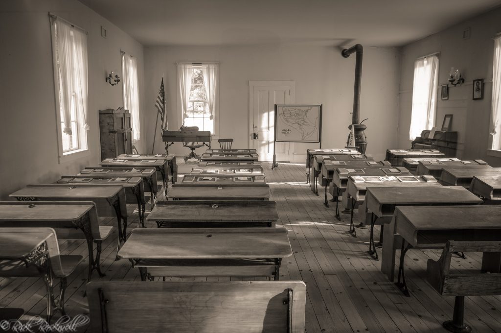 Columbia School House: the old red brick school on a hill - CalEXPLORnia